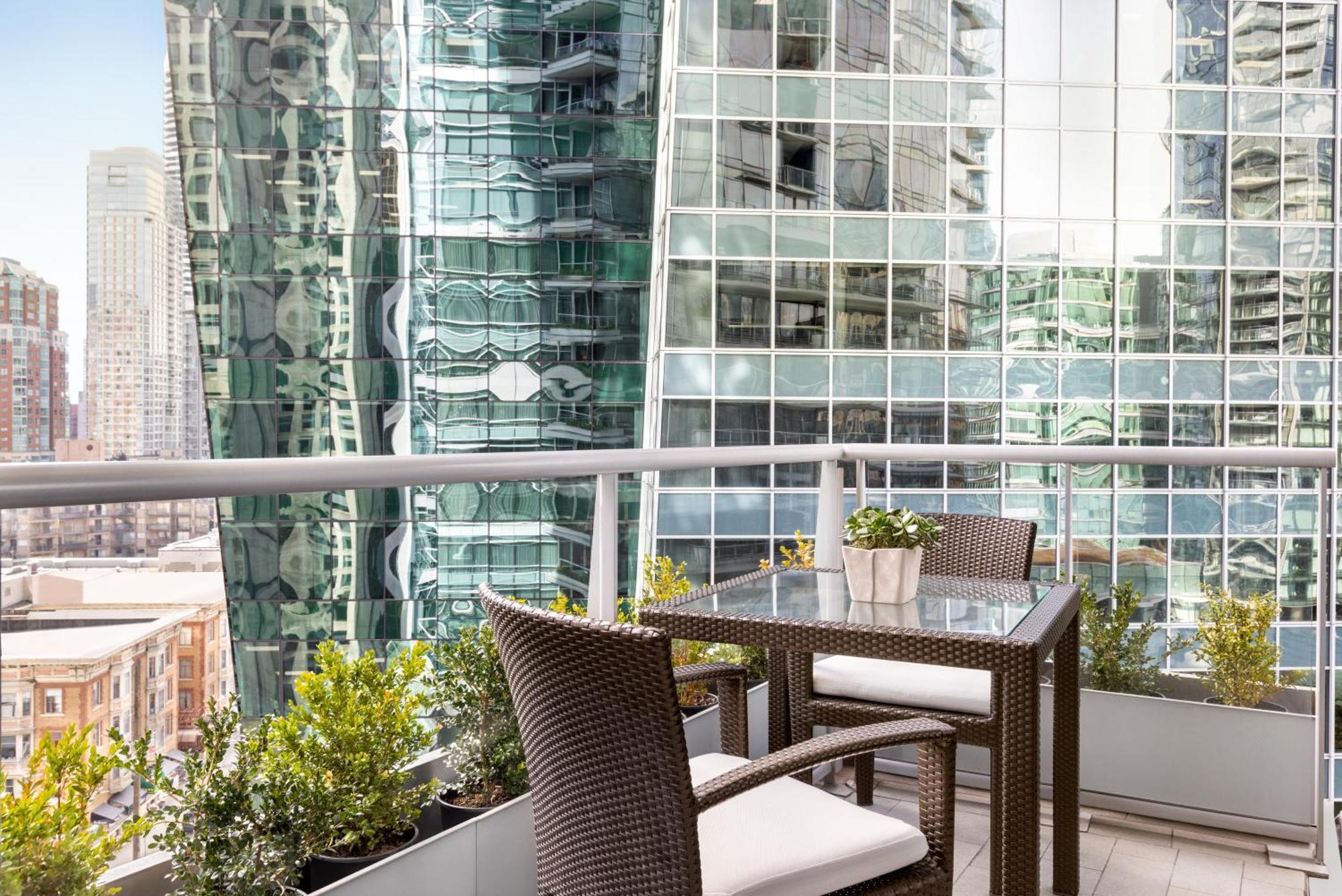 Shangri-La Vancouver Eksteriør billede